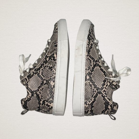 J/Slides Ludlow Lace Up Rounded toe Sneaker Black/Beige Embossed - Picture 9 of 12